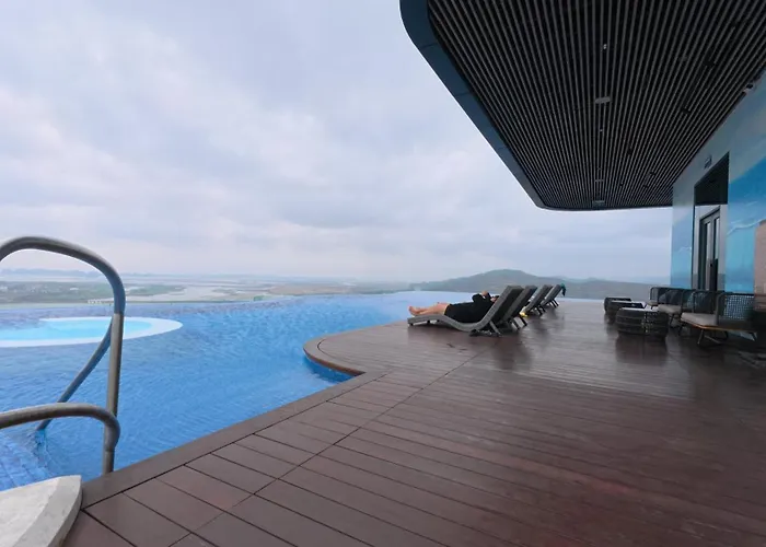 A La Carte 2 Phong Ngu View Bien Aparthotel Ha Long